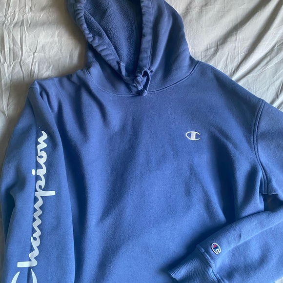 Cropped Indigo Blue Hoodie (❗️ALL ITEMS 7 DAYS LEFT ON SALE BEFORE I MOVE) - Picture 3 of 5